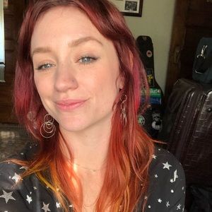 Meet your Posher, Lia